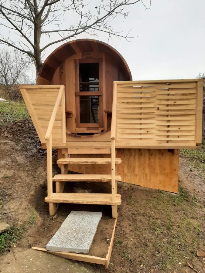 Apartmani Zuti Leptir Връдник Екстериор снимка