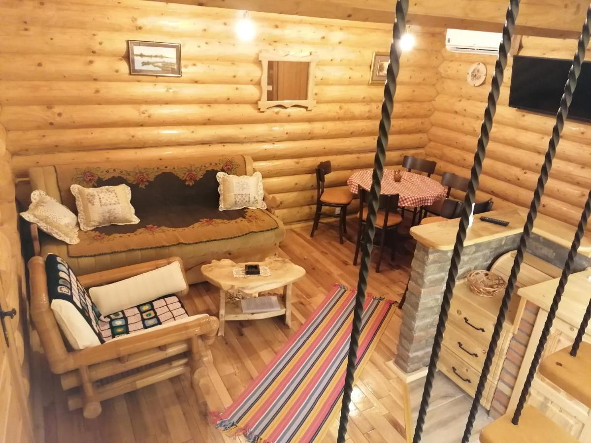 Apartmani Zuti Leptir Връдник Екстериор снимка