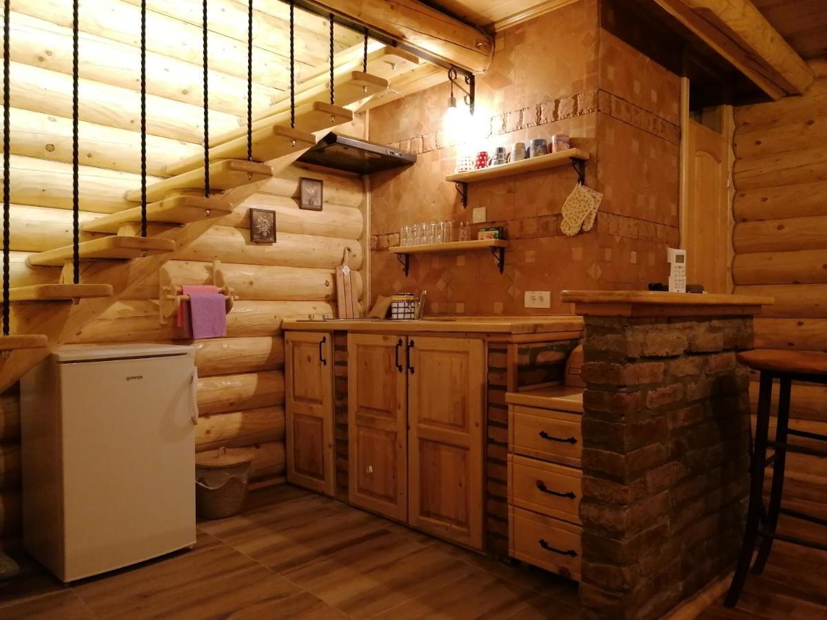 Apartmani Zuti Leptir Връдник Екстериор снимка